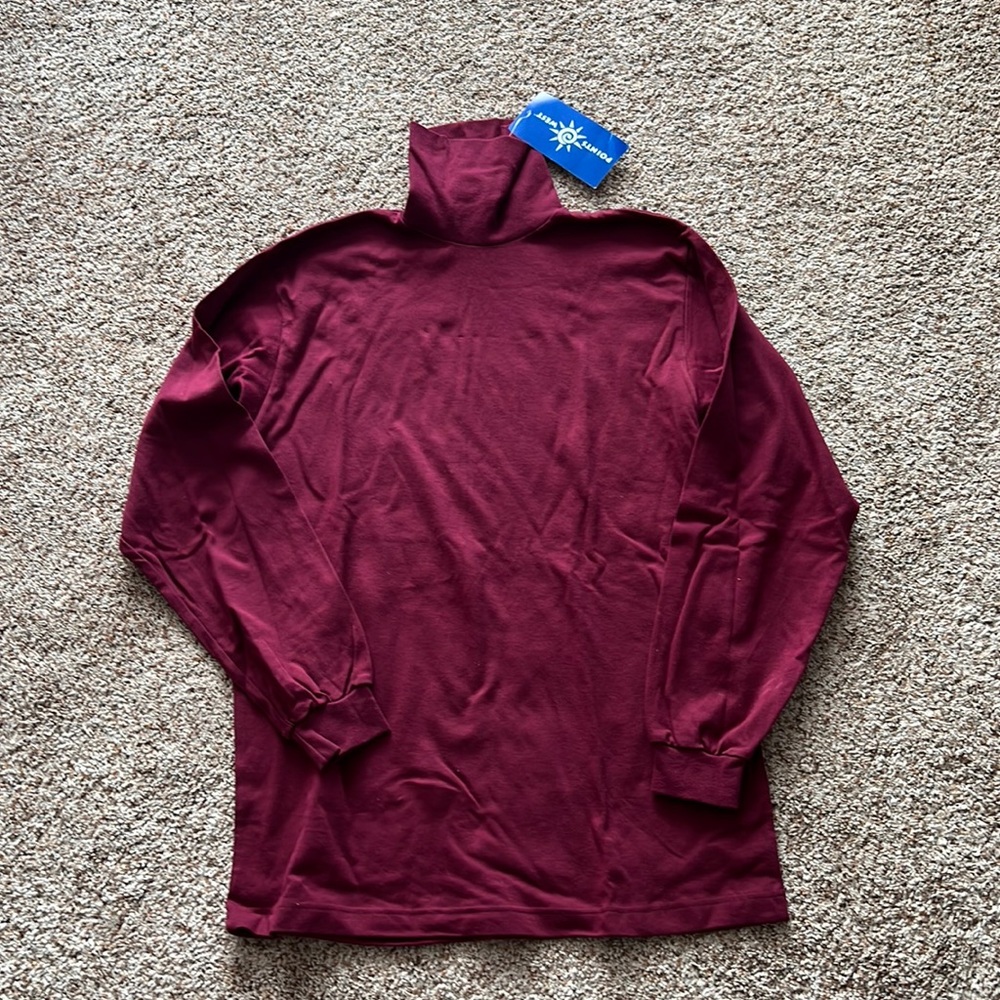 Points west turtle neck, size M, runs big, brand new